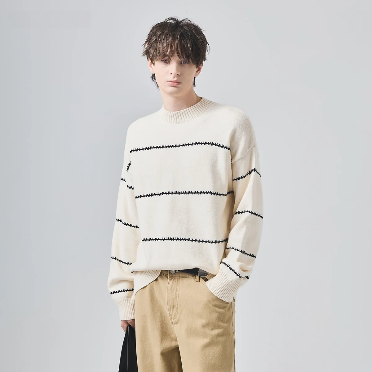 Вязаный свитер для пар, длинный, свободный крой, в полоску, теплый повседневный топ для мужчин и женщин на осень и зиму
Вязаный свитер для пар, длинный, свободный крой, в полоску, теплый повседневный топ для мужчин и женщин на осень и зиму