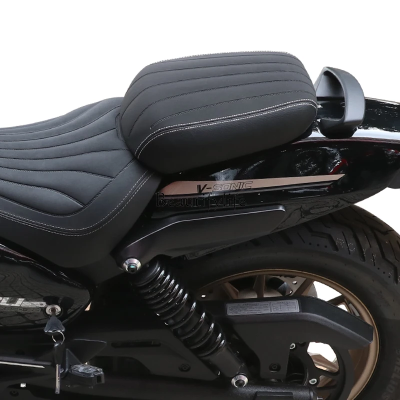 Applicable to LX250-22 stepless CU250 rear seat cushion widened and thickened, soft and comfortable seat cushion
Applicable to LX250-22 stepless CU250 rear seat cushion widened and thickened, soft and comfortable seat cushion