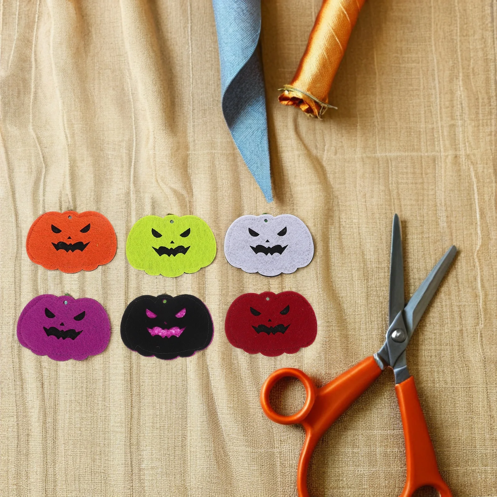 24pcs Halloween Decoration Charms Diy Craft Patches Costume Sewing Accessories Earring Making Keychain Garment Applique Pumpkin
24pcs Halloween Decoration Charms Diy Craft Patches Costume Sewing Accessories Earring Making Keychain Garment Applique Pumpkin