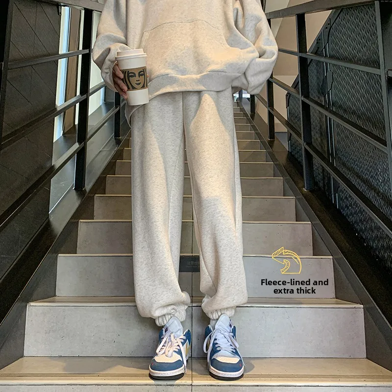 Men's Fce Lined Joggers Thiened Casual Pants Winter Spor Trousers ey Harlan Sle Elastic Waist Long Trousers
Men's Fce Lined Joggers Thiened Casual Pants Winter Spor Trousers ey Harlan Sle Elastic Waist Long Trousers