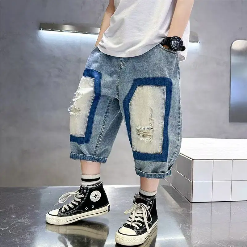 4-14 Year Children's Denim Shorts 2026 New Boys Thin Shorts Summer Ripped Jeans Teenage Boys Summer Pants Casual
4-14 Year Children's Denim Shorts 2026 New Boys Thin Shorts Summer Ripped Jeans Teenage Boys Summer Pants Casual