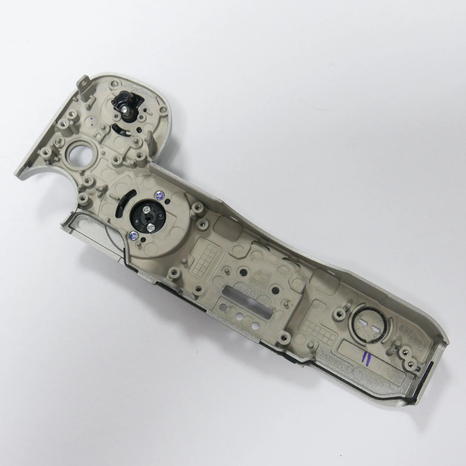 Запасные части для Sony A7C II/ILCE-7CM2, кнопка переключения режима, верхняя крышка в сборе, серебристый
Запасные части для Sony A7C II/ILCE-7CM2, кнопка переключения режима, верхняя крышка в сборе, серебристый