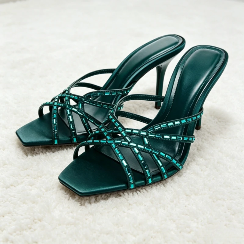 Luxury Rhinestone Embellished Mule Sandals Women Novelty Hollow Narrow-band Slide Sandals Sexy Square-Toe Open-Toe Evening Pumps
Luxury Rhinestone Embellished Mule Sandals Women Novelty Hollow Narrow-band Slide Sandals Sexy Square-Toe Open-Toe Evening Pumps