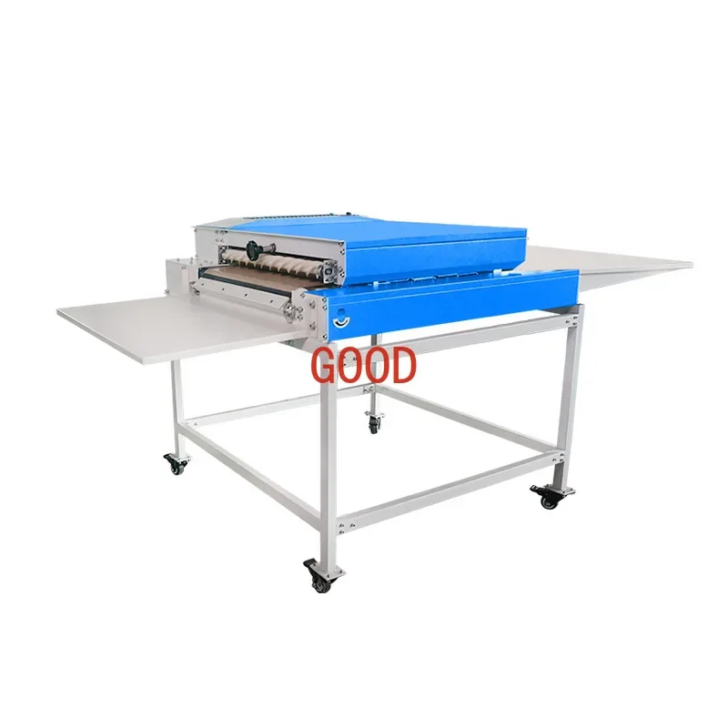 Multifunctional foam conventional hot silver hot stamping machine 600 sticking lining machine
Multifunctional foam conventional hot silver hot stamping machine 600 sticking lining machine