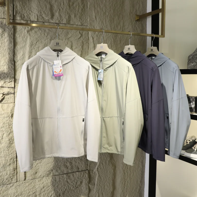 Lightweight Breathable Men's Jacket Skin Clothes Spring Summer Anti-UV Training Series High End Fashion Urban Style Long Slee...
Lightweight Breathable Men's Jacket Skin Clothes Spring Summer Anti-UV Training Series High End Fashion Urban Style Long Slee...