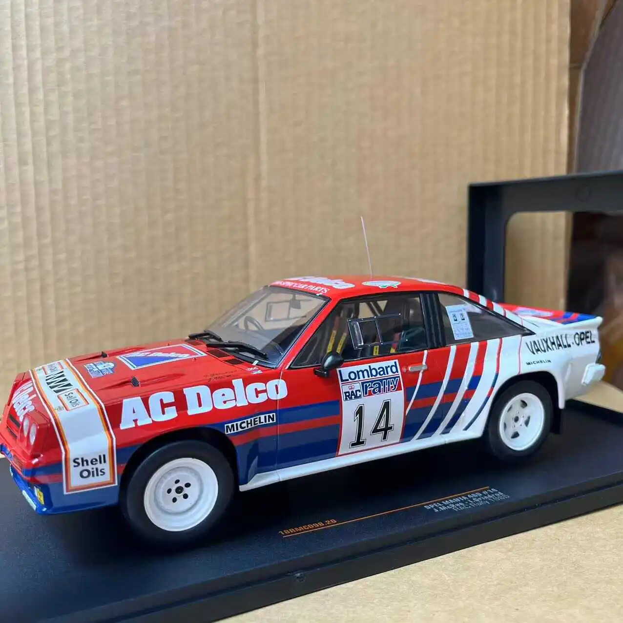Diecast IXO 1:18 Scale OPEL MANTA #14 1985 Alloy Simulation Car Model COllectible Toy Gift Souvenir 
Diecast IXO 1:18 Scale OPEL MANTA #14 1985 Alloy Simulation Car Model COllectible Toy Gift Souvenir