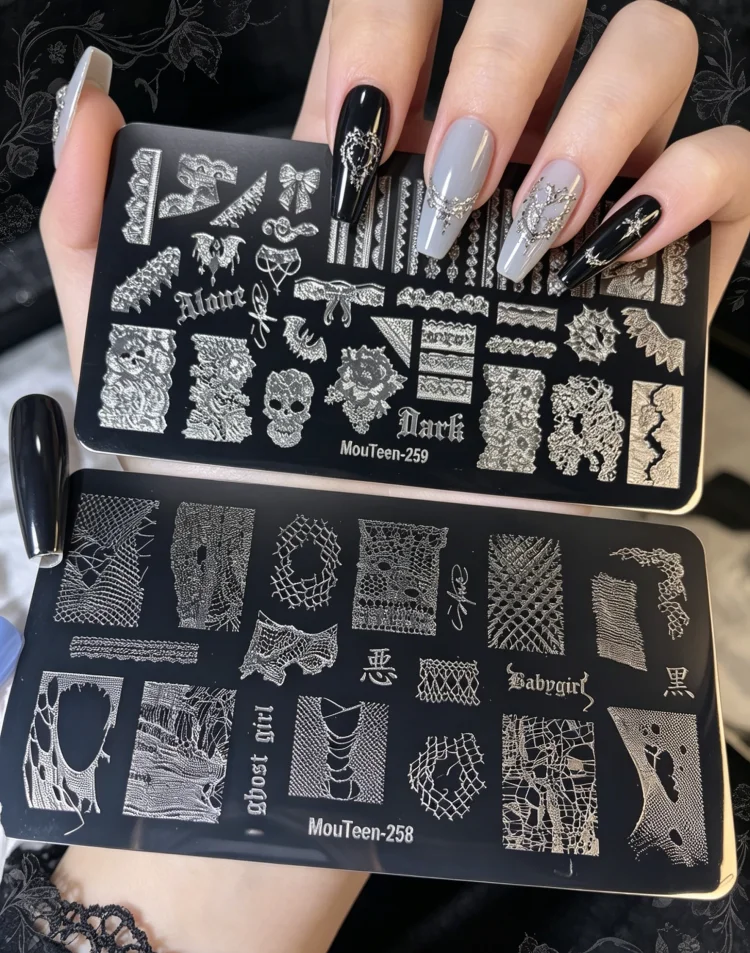 2Pcs Grunge Darkly Lace Nail Stamping Plates Fshing Nets Nail Stamp Broken Hole Nail Art Templates for Y2K MT259/258
2Pcs Grunge Darkly Lace Nail Stamping Plates Fshing Nets Nail Stamp Broken Hole Nail Art Templates for Y2K MT259/258