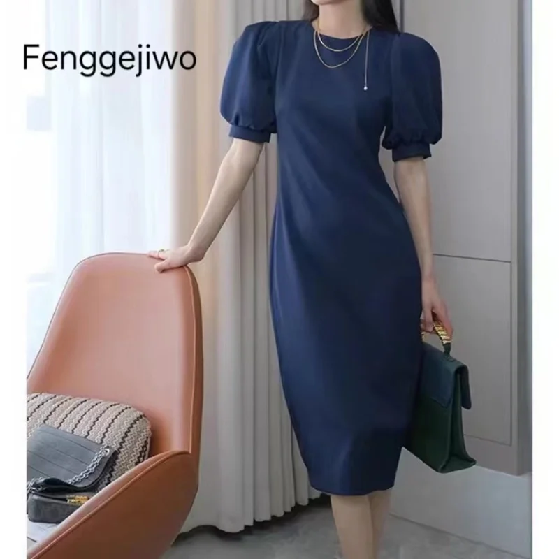Fenggejiwo Spring/Summer Round Neck with Bubble Sleeve Short Sleeve Over Knee Solid Color Dress
Fenggejiwo Spring/Summer Round Neck with Bubble Sleeve Short Sleeve Over Knee Solid Color Dress