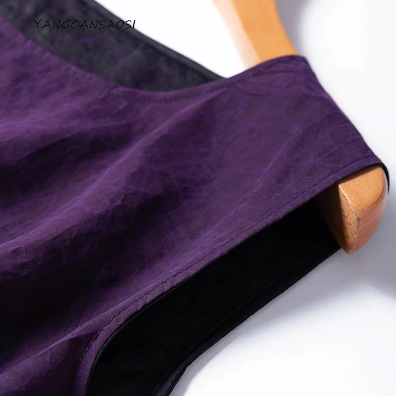Women's Fashion Round Neck Sleeveless Vest Elegant Purple 100% Natural Mulberry Silk Gambiered Guangdong Gauze Turtle Crack Top
Women's Fashion Round Neck Sleeveless Vest Elegant Purple 100% Natural Mulberry Silk Gambiered Guangdong Gauze Turtle Crack Top