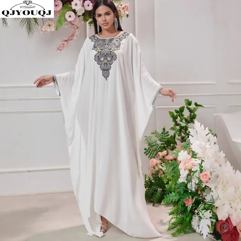 Cross border women's Muslim robe embroidered patchwork lace dress from Europe and America
Cross border women's Muslim robe embroidered patchwork lace dress from Europe and America