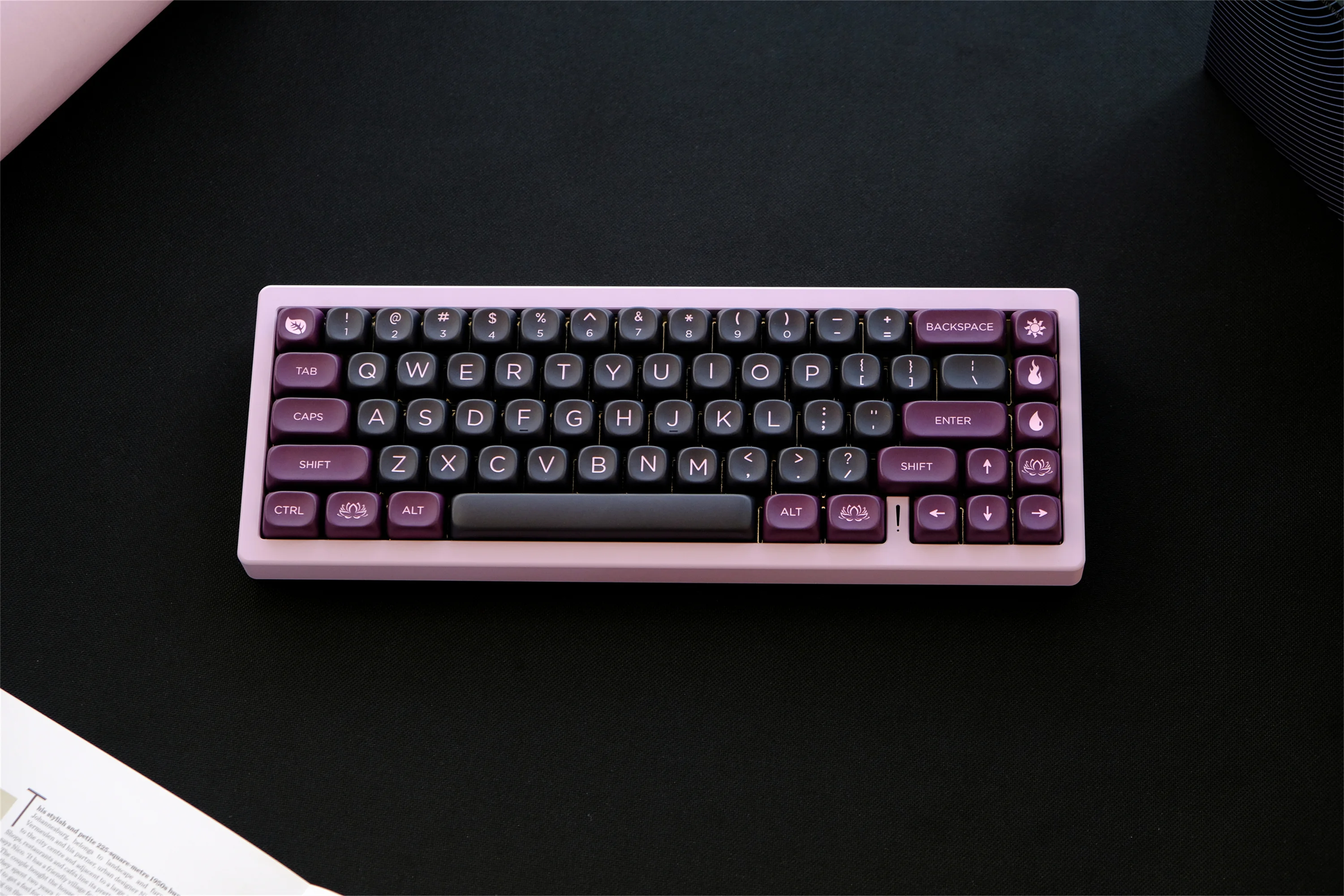 Black Lotus Keycaps 126 Keys PBT Material MOA Profile Wooting DYE-SUB Personalized For CHERRY MX Switch Mechanical Keyboard
Black Lotus Keycaps 126 Keys PBT Material MOA Profile Wooting DYE-SUB Personalized For CHERRY MX Switch Mechanical Keyboard