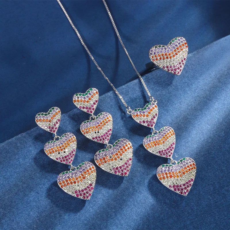 New hot-selling in Europe and America: micro-inlaid heart-shaped colored diamond set, elegant jewelry wholesale
New hot-selling in Europe and America: micro-inlaid heart-shaped colored diamond set, elegant jewelry wholesale