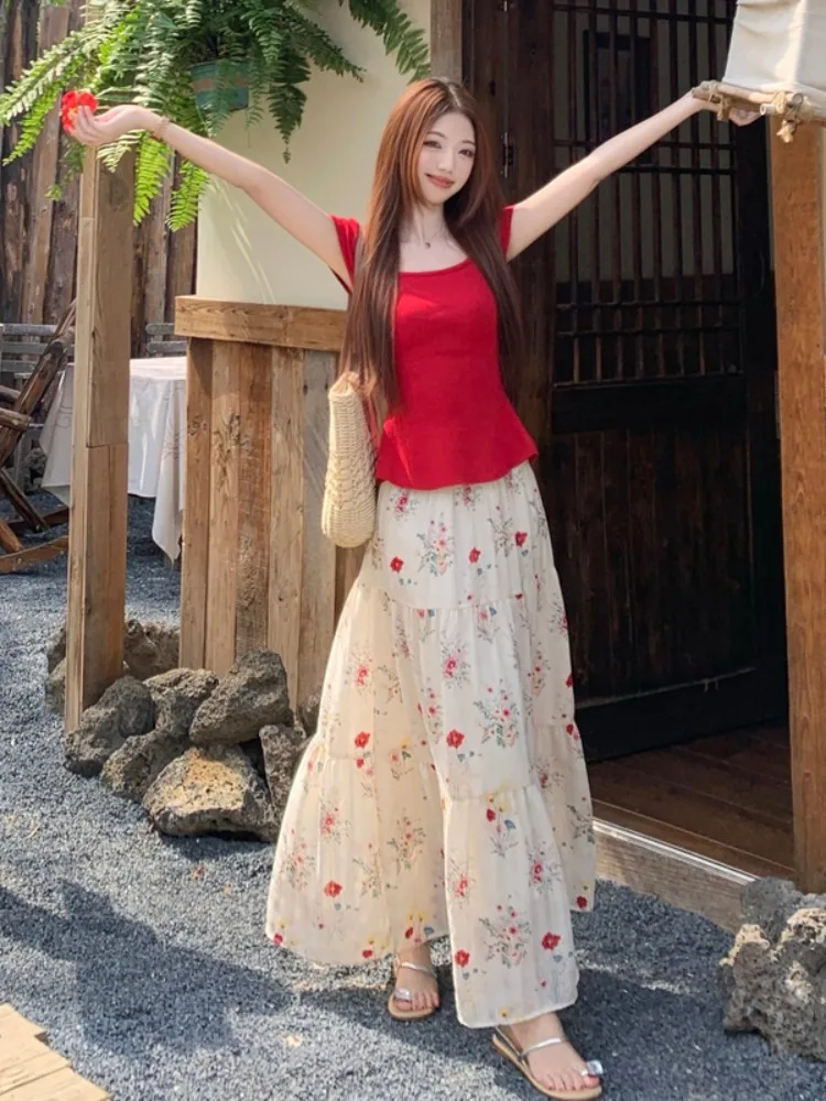 plus Size Summer Fashion Korean Style Square Collar Back Tie Top Floral Half Skirt Two Piece Set Casual High Waist Skirt
plus Size Summer Fashion Korean Style Square Collar Back Tie Top Floral Half Skirt Two Piece Set Casual High Waist Skirt