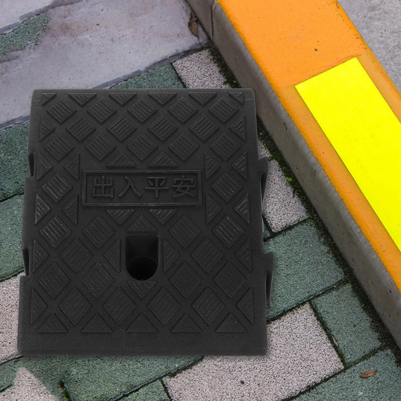 Plastic Car Hill Climbing Mat Thickened Portable Ramps Driveway Steps Low Cars Bike Ramp Vehicle Accessory Car Sill Protector
Plastic Car Hill Climbing Mat Thickened Portable Ramps Driveway Steps Low Cars Bike Ramp Vehicle Accessory Car Sill Protector