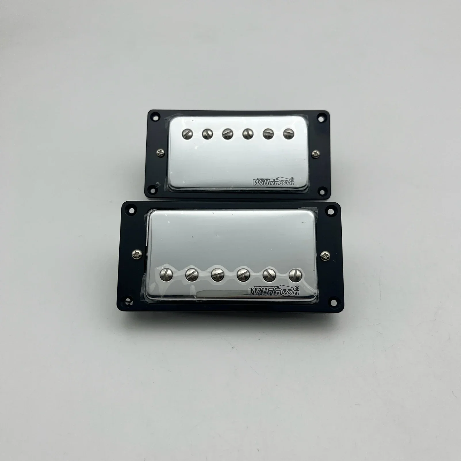 Классические никелевые серебряные звукосниматели Humbucker Double 4C с черной крышкой, детали гитары
Классические никелевые серебряные звукосниматели Humbucker Double 4C с черной крышкой, детали гитары