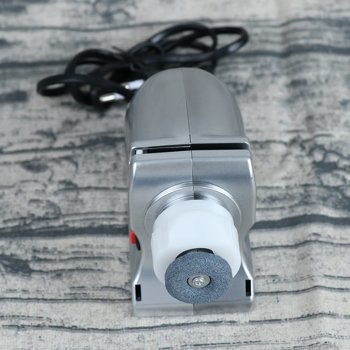 MultiFunction Electric Knife Sharpener Fast Grindstone Home Kitchen Tool Compact Design Chef Knives Scissors Sharpeners System
MultiFunction Electric Knife Sharpener Fast Grindstone Home Kitchen Tool Compact Design Chef Knives Scissors Sharpeners System