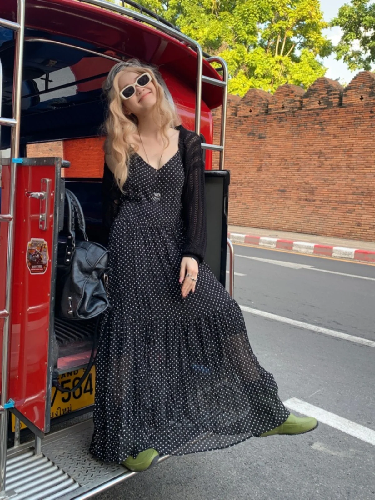 Летний кардиган больших размеров Vaion с цветочным принтом и V-образным ремешком Dr, женский кардиган с вышивкой на крючках, комплект из двух предметов, корейский Sle...
Летний кардиган больших размеров Vaion с цветочным принтом и V-образным ремешком Dr, женский кардиган с вышивкой на крючках, комплект из двух предметов, корейский Sle...