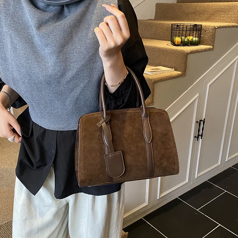 2025 A/W Vintage Suede Tote Bag for Women, Genuine Leather Large Capacity Multi-way Crossbody Purse, Retro Chic Work Bag
2025 A/W Vintage Suede Tote Bag for Women, Genuine Leather Large Capacity Multi-way Crossbody Purse, Retro Chic Work Bag