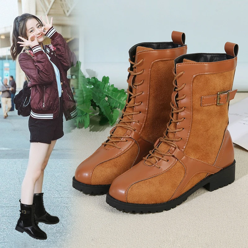 Новые осенние и зимние женские ботинки средней длины на мягкой подошве на блочном каблуке 2025 года.
Новые осенние и зимние женские ботинки средней длины на мягкой подошве на блочном каблуке 2025 года.