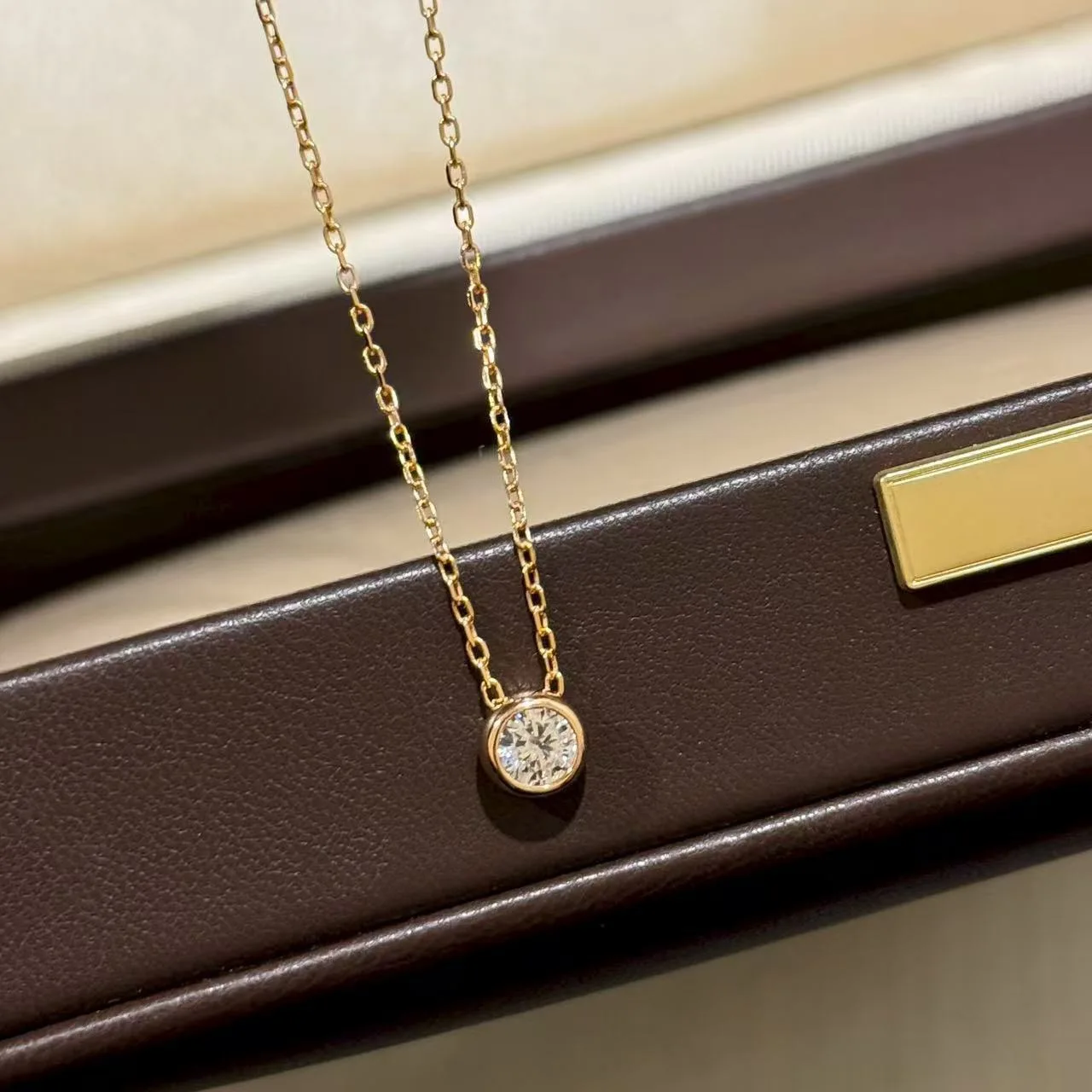 2025 New Fashionable Classic Korean Blogger Same Pearl Tassel Chain Necklace, Pearl Long Necklace Party Gift
2025 New Fashionable Classic Korean Blogger Same Pearl Tassel Chain Necklace, Pearl Long Necklace Party Gift