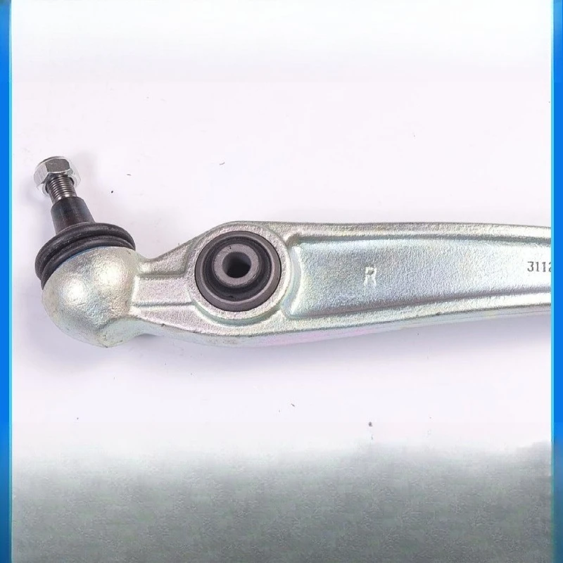For Car BMW X5 Left and Right Front Lower Swing Arm 31126771893 L 31126771894 R
For Car BMW X5 Left and Right Front Lower Swing Arm 31126771893 L 31126771894 R