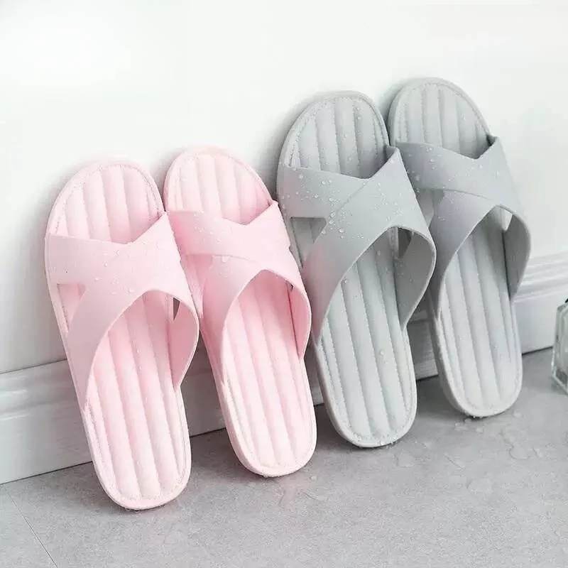 Crossbody PVC Indoor Slippers for Men And Women Summer Anti-Slip Soft Bottom Bathroom Home Comfortable Slippers Female Style
Crossbody PVC Indoor Slippers for Men And Women Summer Anti-Slip Soft Bottom Bathroom Home Comfortable Slippers Female Style