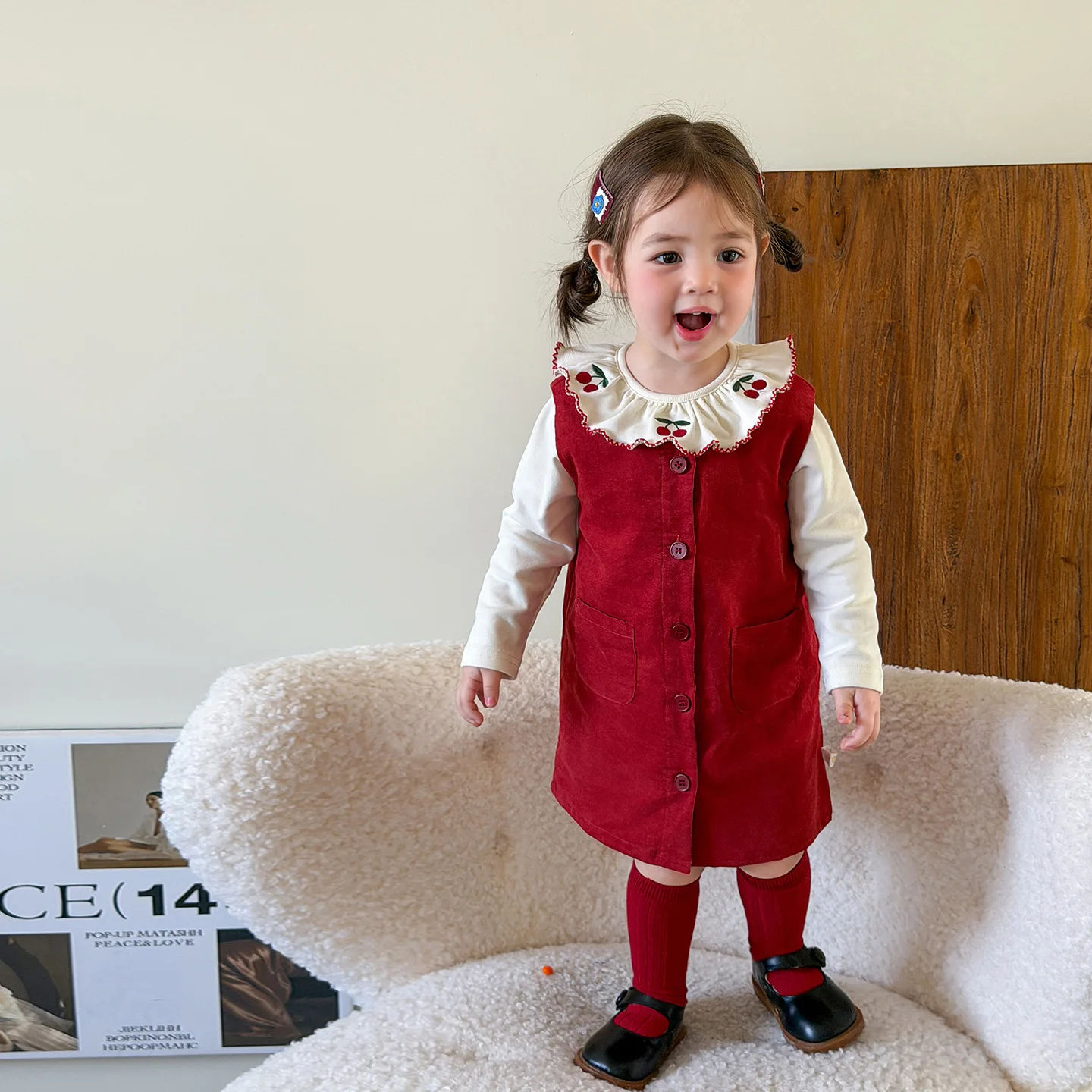 Girls' Suit Spring 2026 New Children's Clothes Cherry Embroidered Skirt Set
Girls' Suit Spring 2026 New Children's Clothes Cherry Embroidered Skirt Set