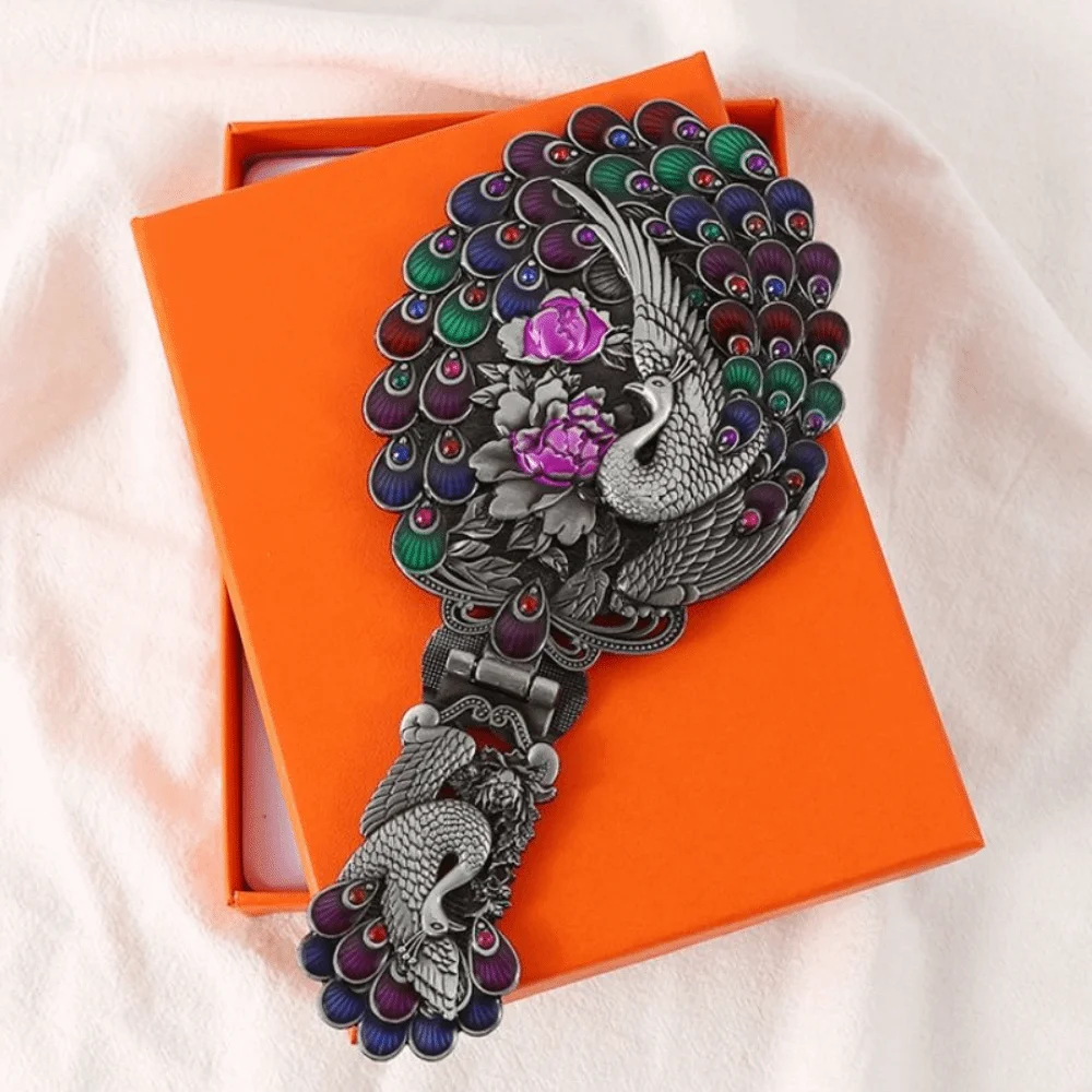 Russian Style Portable Peacock Makeup Mirror Vintage Luxury Folding Cosmetic Mirror Retro Embossing Vanity Mirror Birthday Gift
Russian Style Portable Peacock Makeup Mirror Vintage Luxury Folding Cosmetic Mirror Retro Embossing Vanity Mirror Birthday Gift