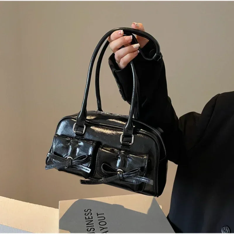 Pu Leather Female Underarm Bag Burgundy Large Handbags Purse Vintage Women Business Shoulder Bags Simple Ladies Commute Tote Bag
Pu Leather Female Underarm Bag Burgundy Large Handbags Purse Vintage Women Business Shoulder Bags Simple Ladies Commute Tote Bag