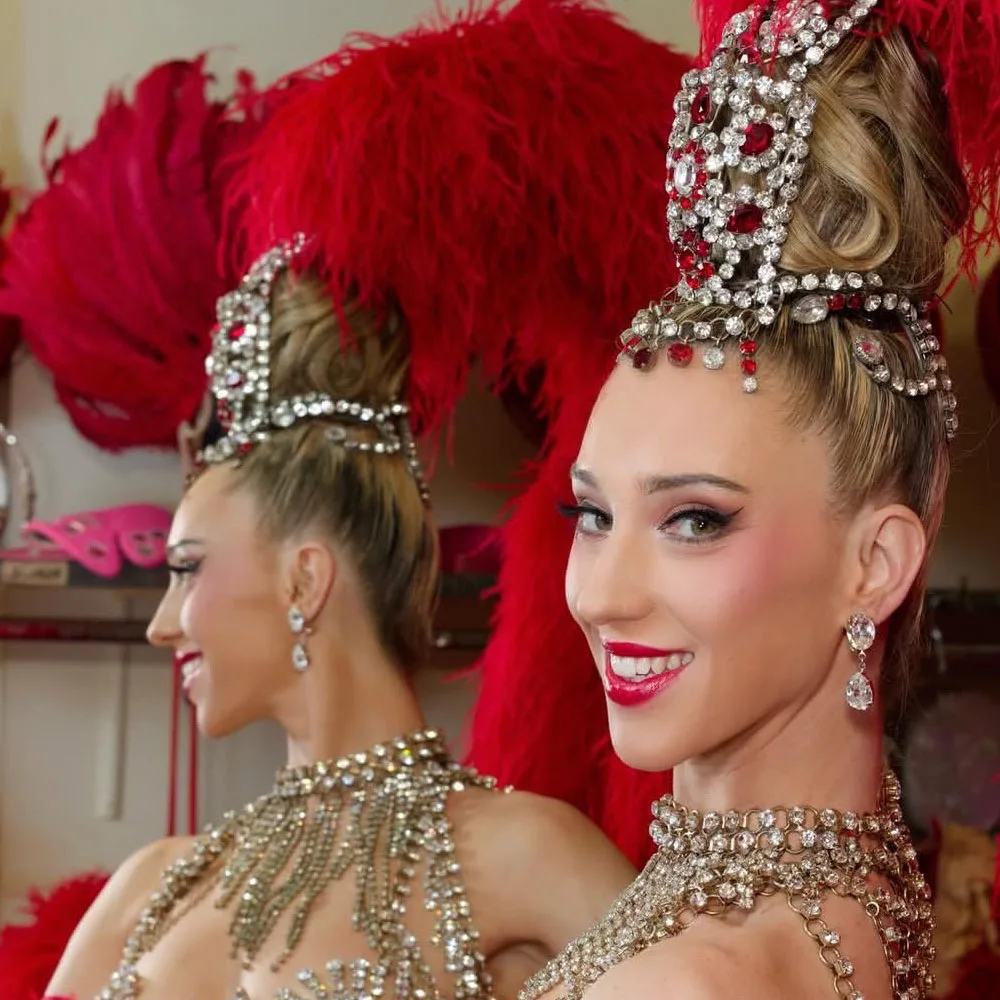 CUIER Crystal Glass High Bun Hair Style Accessory for Stage Performances Catwalk Shows High Quality Head Decoration Headpiece
CUIER Crystal Glass High Bun Hair Style Accessory for Stage Performances Catwalk Shows High Quality Head Decoration Headpiece