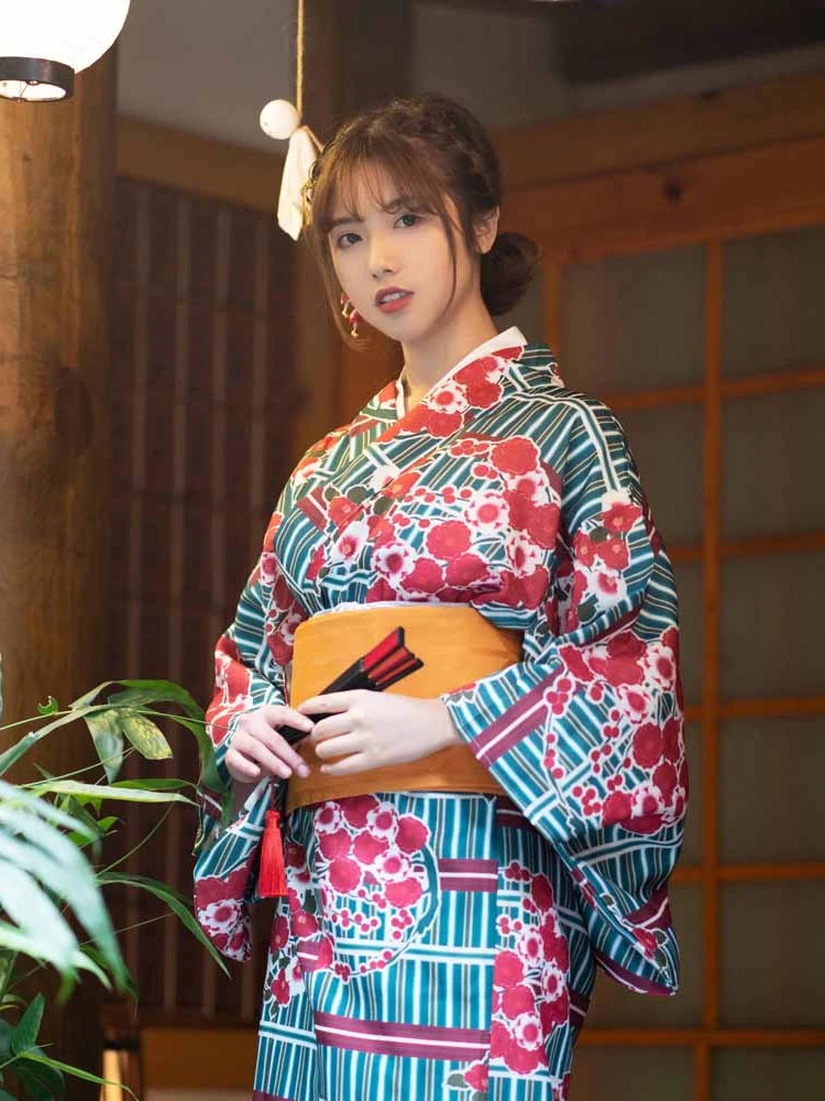 Japanese Style Retro Zephyr Bathrobe Traditional Improved Kimono Single Layer Small Pattern Store Travel Photography Robe
Japanese Style Retro Zephyr Bathrobe Traditional Improved Kimono Single Layer Small Pattern Store Travel Photography Robe