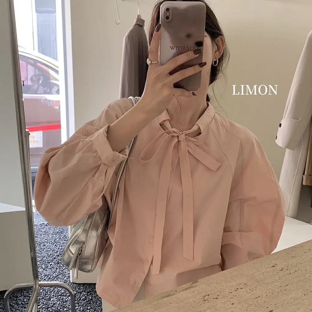 Women French Chic Stand Collar Loose Bow Tie Long Sleeves 2025 Spring and Autumn New Casual Temperament Top
Women French Chic Stand Collar Loose Bow Tie Long Sleeves 2025 Spring and Autumn New Casual Temperament Top