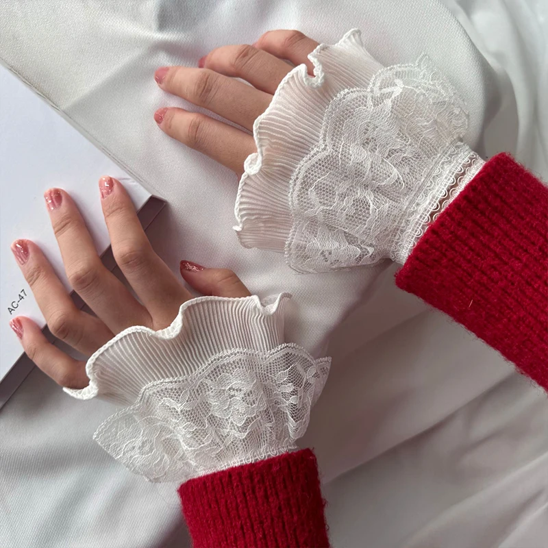 1Pair Simple Wrist Cuffs Wristband Elegant Shirt False Cuffs for Sweater Lace Sleeved Horn Cuffs Embroidery Accessories
1Pair Simple Wrist Cuffs Wristband Elegant Shirt False Cuffs for Sweater Lace Sleeved Horn Cuffs Embroidery Accessories