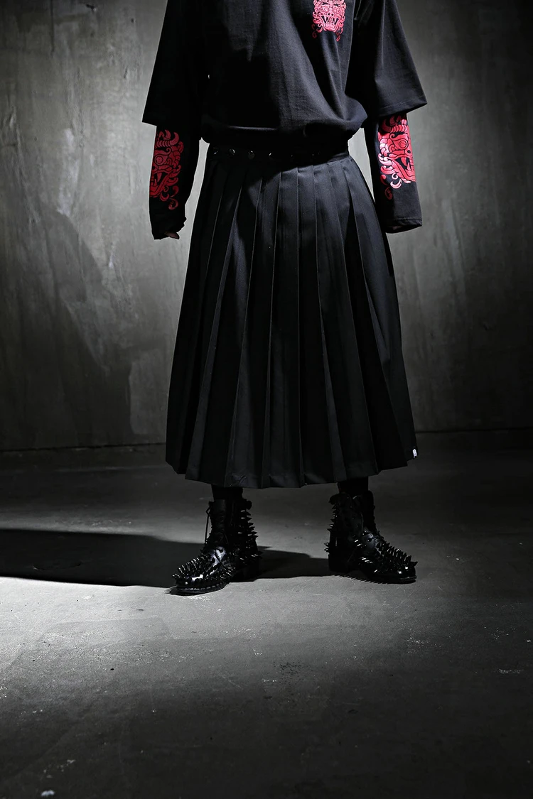 Big fashion men's new solid button 100 fold fashion skirt half skirt fashion youth fashion leisure personality
Big fashion men's new solid button 100 fold fashion skirt half skirt fashion youth fashion leisure personality