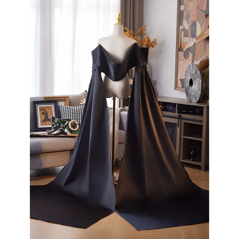 Black handmade DIY evening dress shawl 2025 new catwalk performance accessories host advanced sense big trailing
Black handmade DIY evening dress shawl 2025 new catwalk performance accessories host advanced sense big trailing