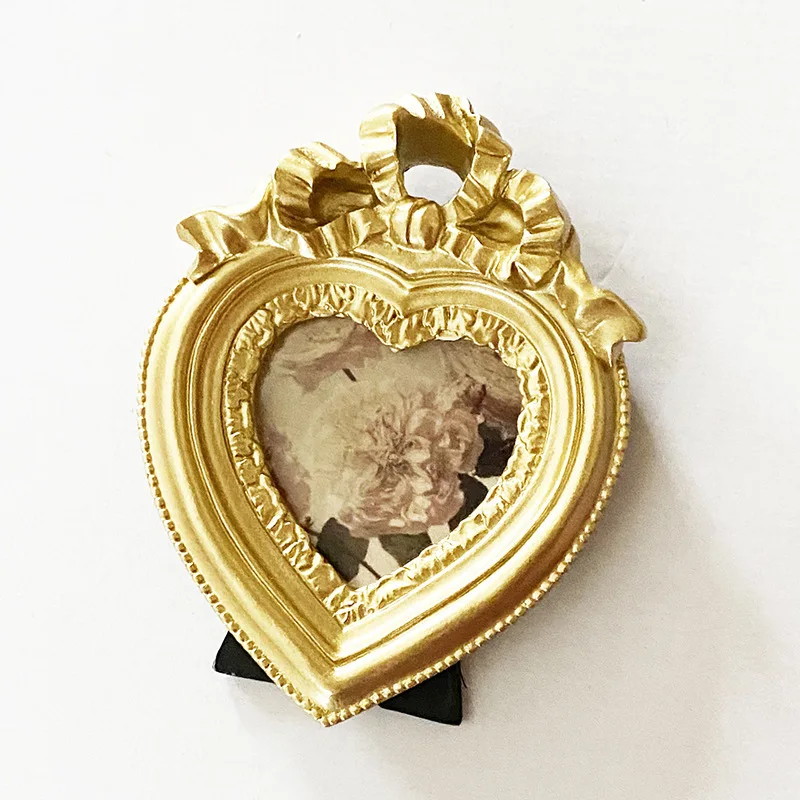 Mutihome Room Decoration Home Decor Items Resin Photo Frame Stand European American Heart-shaped Wedding Photo Frame Decoration
Mutihome Room Decoration Home Decor Items Resin Photo Frame Stand European American Heart-shaped Wedding Photo Frame Decoration