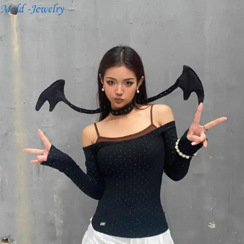 69HB Stylish Angel and Devil Wing Choker Craft For Those Seek Individuality And Jewelry Accessory for Trendy Women
69HB Stylish Angel and Devil Wing Choker Craft For Those Seek Individuality And Jewelry Accessory for Trendy Women