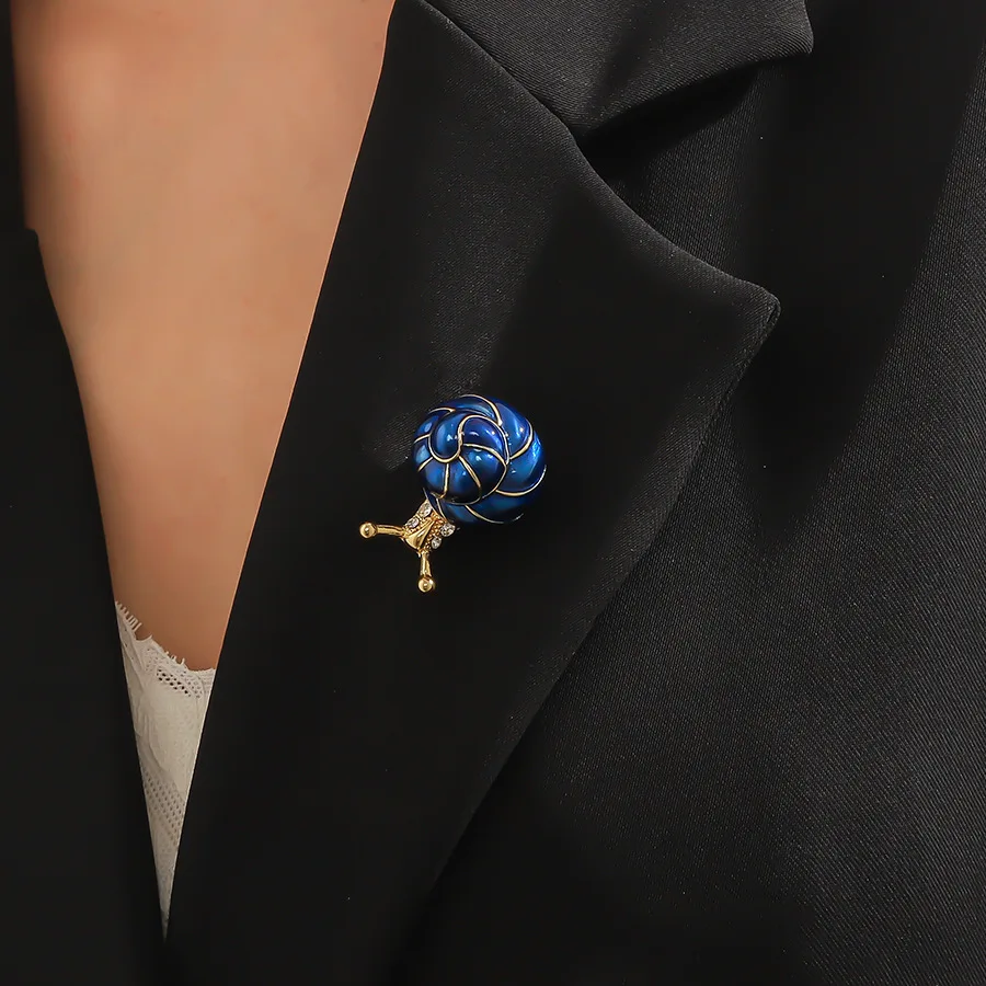 Diamond Inlaid Oil Insect Pin Clothing Accessories Chest Flower New Fashion Creative Enamel Drip Oil Snail Brooch
Diamond Inlaid Oil Insect Pin Clothing Accessories Chest Flower New Fashion Creative Enamel Drip Oil Snail Brooch