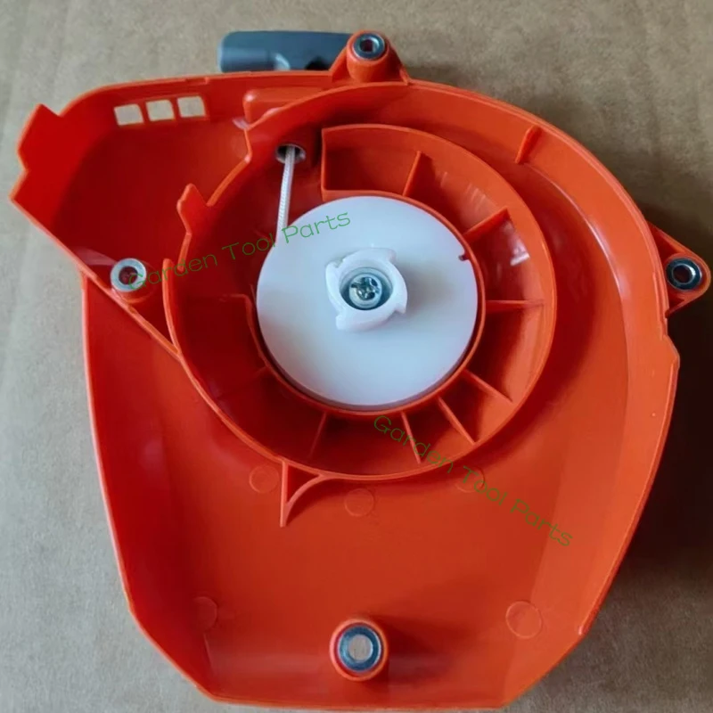 Recoil Starter Assembly for Husqvarna 522 Hedge Trimmer
Recoil Starter Assembly for Husqvarna 522 Hedge Trimmer
