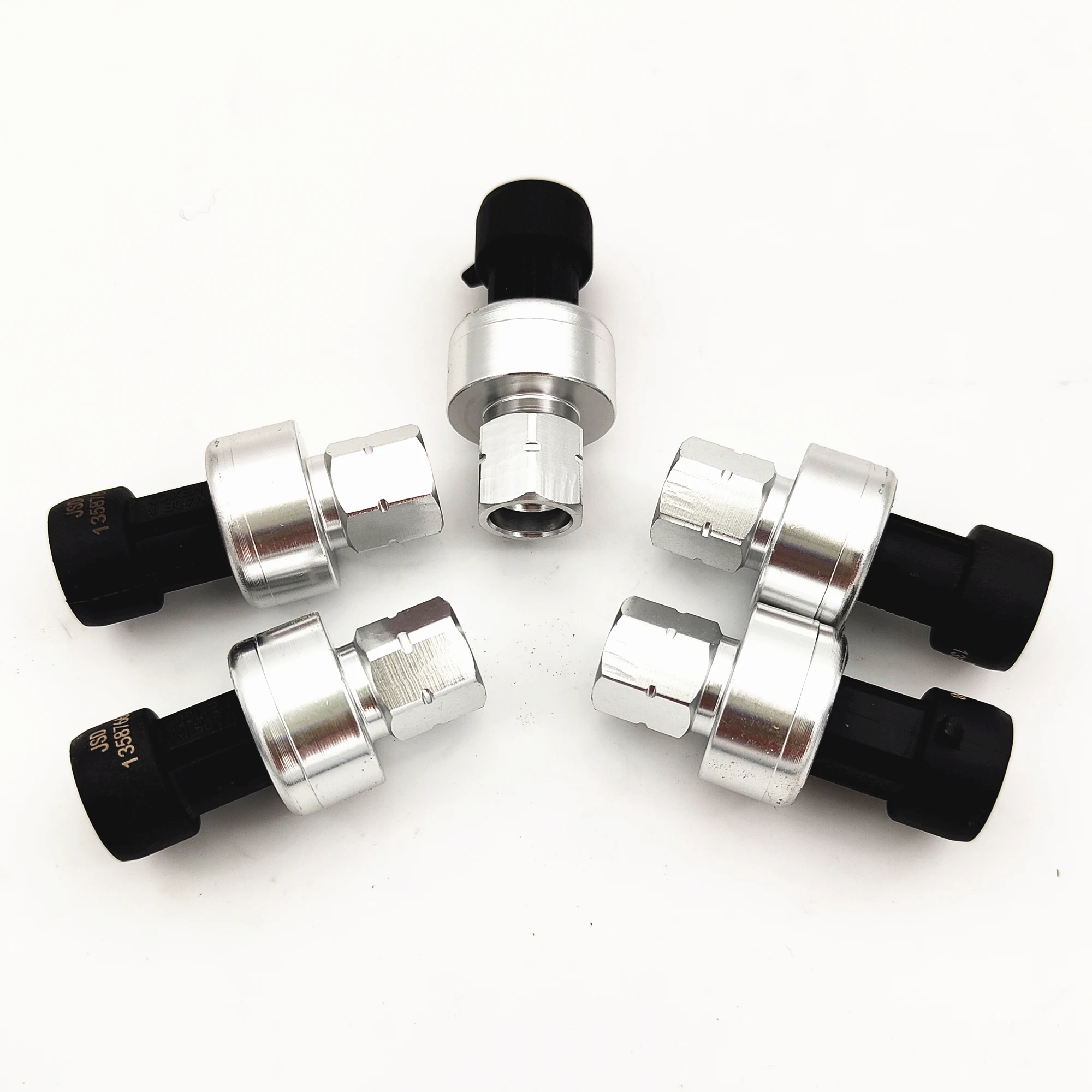5pcs Air Conditioning Refrigerant Pressure Sensor For Buick Chevrolet Opel GMC Cadillac Ford Renault 13587668 7700417506
5pcs Air Conditioning Refrigerant Pressure Sensor For Buick Chevrolet Opel GMC Cadillac Ford Renault 13587668 7700417506