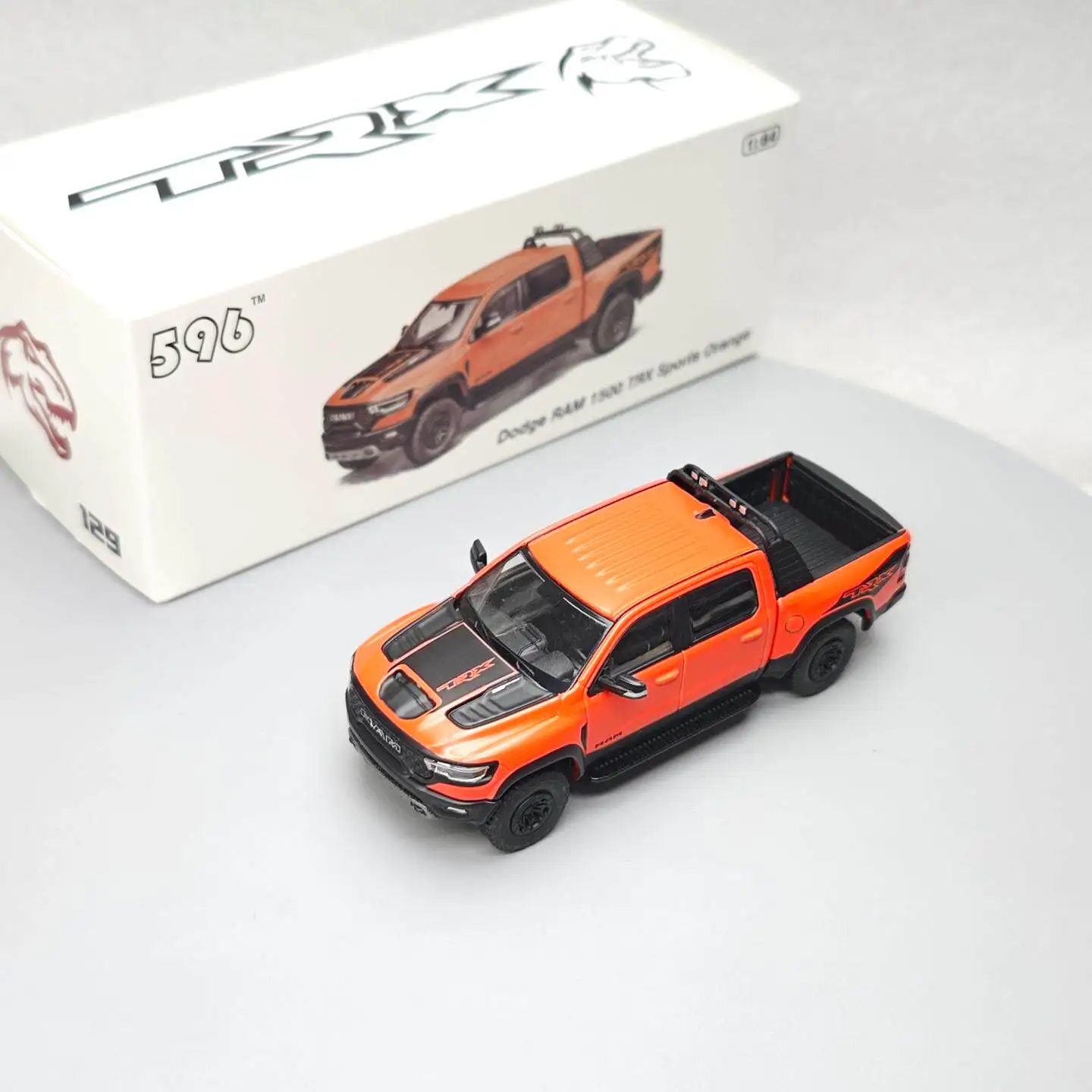 596 1:64 RAM 1500 TRX Sports Simulation Car Model Alloy Toy Collection Decoration Ornament Gift
596 1:64 RAM 1500 TRX Sports Simulation Car Model Alloy Toy Collection Decoration Ornament Gift