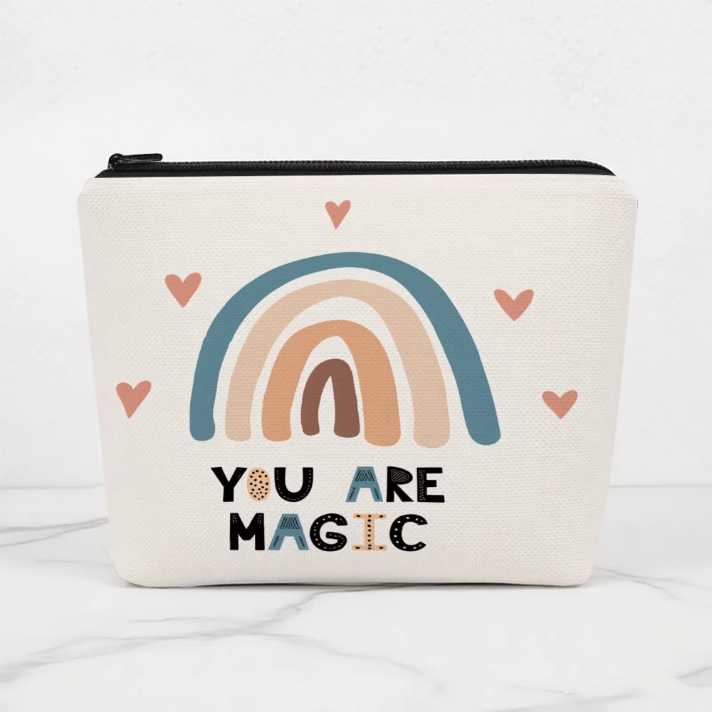 Косметички Rainbow Hearts You Are Magic для девочек, косметичка, сумка для туалетных принадлежностей, пенал, сумка для хранения в путешествиях
Косметички Rainbow Hearts You Are Magic для девочек, косметичка, сумка для туалетных принадлежностей, пенал, сумка для хранения в путешествиях