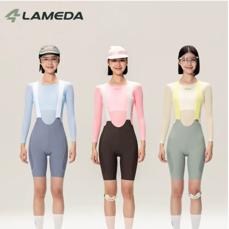 Bicycle riding vest LeMadra, a comfortable bicycle riding vest suitable for women, a quick and dry breathable cycling vest.
Bicycle riding vest LeMadra, a comfortable bicycle riding vest suitable for women, a quick and dry breathable cycling vest.