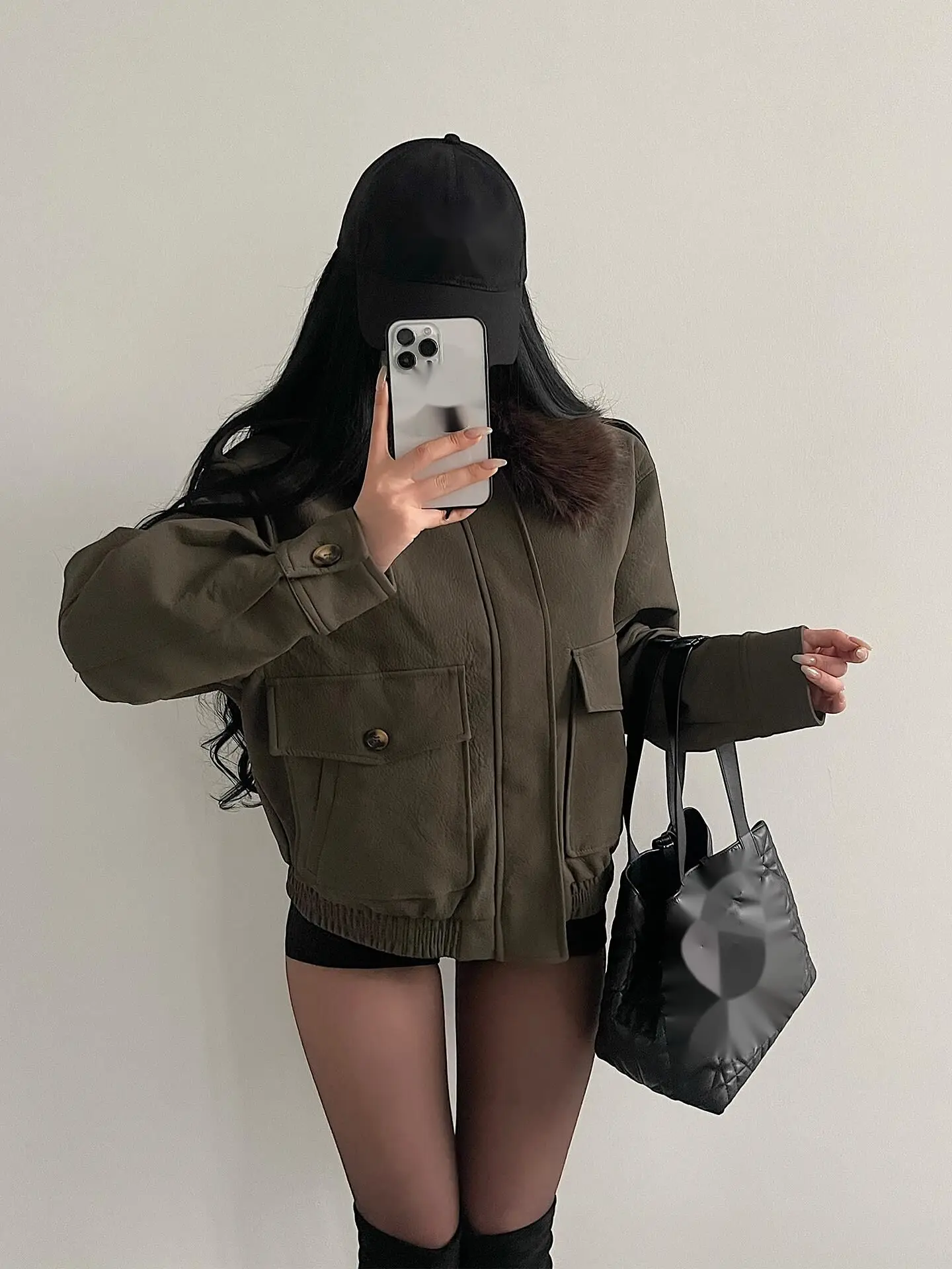 Свободная куртка из искусственной замши в американском стиле с большим карманом и съемным меховым воротником на молнии для женщин, свободные повседневные женские топы 91T4
Свободная куртка из искусственной замши в американском стиле с большим карманом и съемным меховым воротником на молнии для женщин, свободные повседневные женские топы 91T4