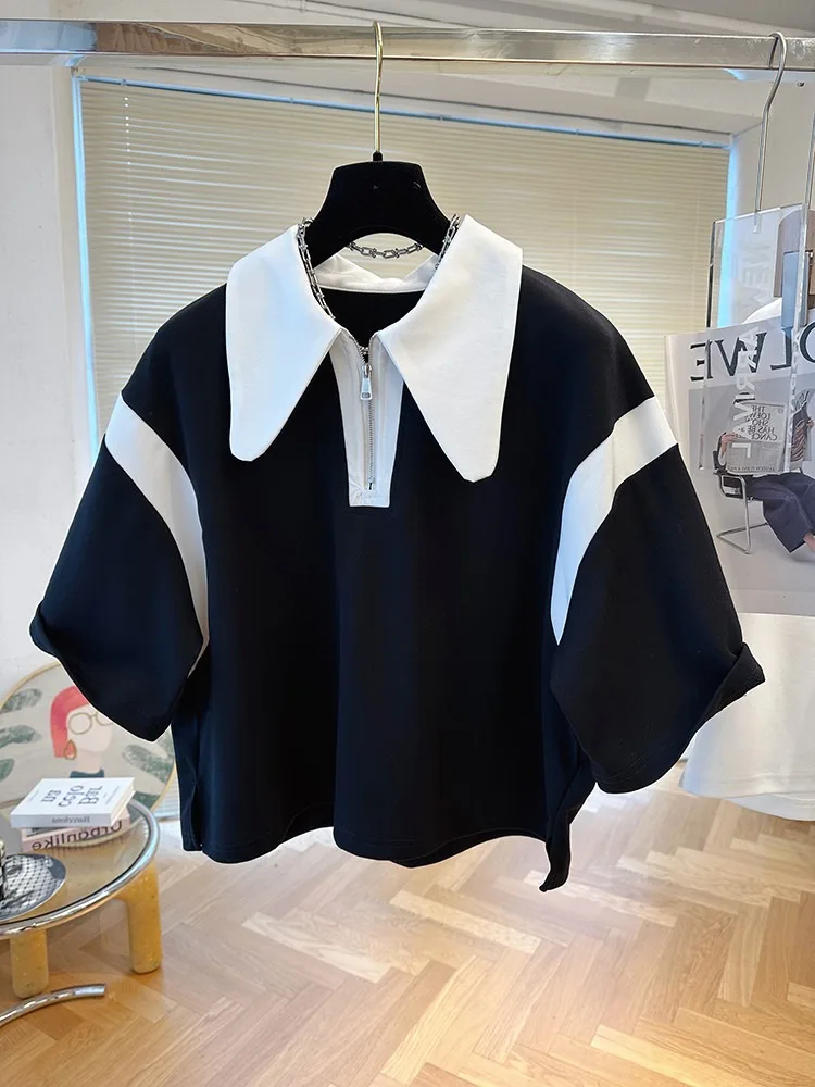 plus Size Women's Neck T-Shirt Short Sleeve Casual Summer New Style Korean Version Slimming Top Color Block Design
plus Size Women's Neck T-Shirt Short Sleeve Casual Summer New Style Korean Version Slimming Top Color Block Design