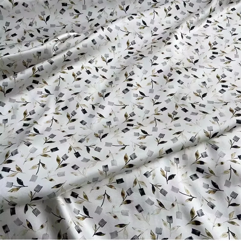 Шелковая ткань Charmeuse 19 момме, 90% тутовый шелк, 10% спандекс, белая с принтом тюльпанов, ширина 140 см (55 дюймов), 1 метр, XY041
Шелковая ткань Charmeuse 19 момме, 90% тутовый шелк, 10% спандекс, белая с принтом тюльпанов, ширина 140 см (55 дюймов), 1 метр, XY041