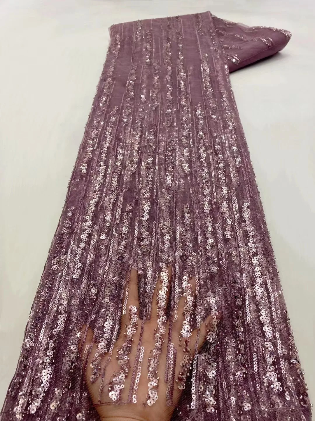 Latest African Purple Luxury Sequin Tulle Lace Swiss 2022 High Quality Handmade Beaded 5 Yard Fabric Nigerian For Prom Dress Sew
Latest African Purple Luxury Sequin Tulle Lace Swiss 2022 High Quality Handmade Beaded 5 Yard Fabric Nigerian For Prom Dress Sew