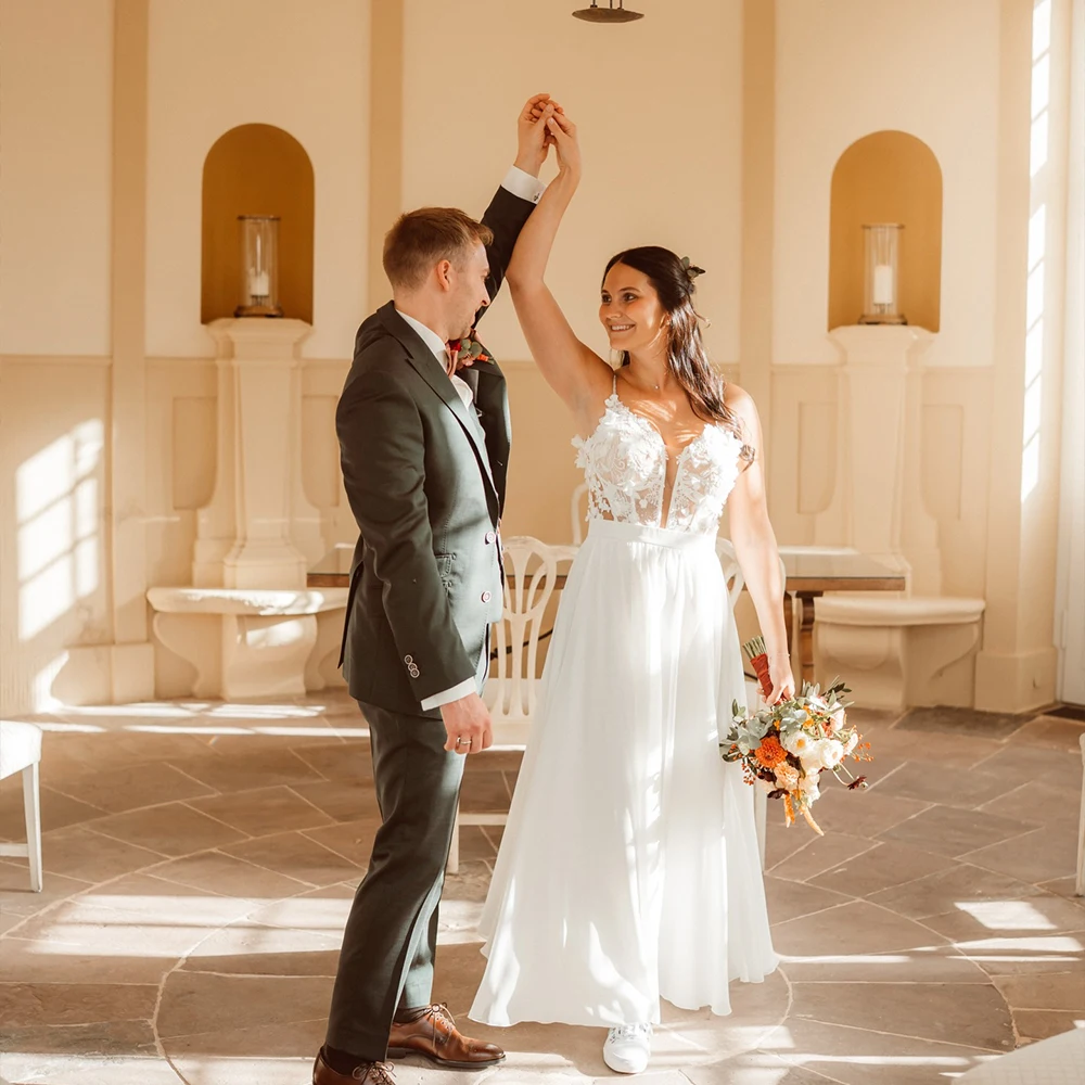 Boho Weddings Dresses Strapless Sleeveless A Line Chiffon Brides Dress with Appliques Summer Garden Beach Bridal Gown Customized
Boho Weddings Dresses Strapless Sleeveless A Line Chiffon Brides Dress with Appliques Summer Garden Beach Bridal Gown Customized
