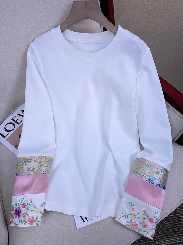 Elegant Chinese Embroidered Long Sleeve Women's T-shirt White Inner Wear Top Comfortable Polyester Cotton Blend Autumn New Style
Elegant Chinese Embroidered Long Sleeve Women's T-shirt White Inner Wear Top Comfortable Polyester Cotton Blend Autumn New Style