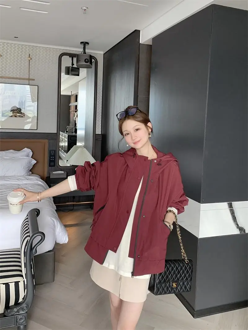 Свободная повседневная ветрозащитная верхняя одежда Jaet Ele, модное осеннее женское пальто из других материалов, премиум-качество
Свободная повседневная ветрозащитная верхняя одежда Jaet Ele, модное осеннее женское пальто из других материалов, премиум-качество